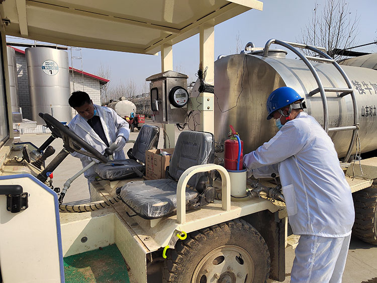 創(chuàng)新引領(lǐng)，打造現(xiàn)代化智慧牧場